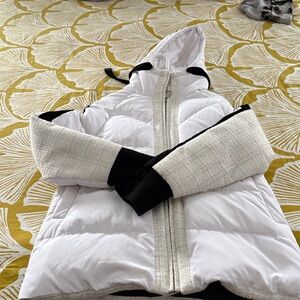 Karl Lagerfeld jacket beautiful white and Black